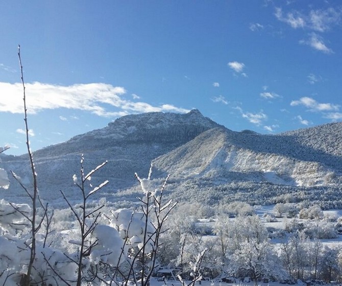 Crédit : Montmorin dans les Hautes-Alpes de Nathalie LAURO y